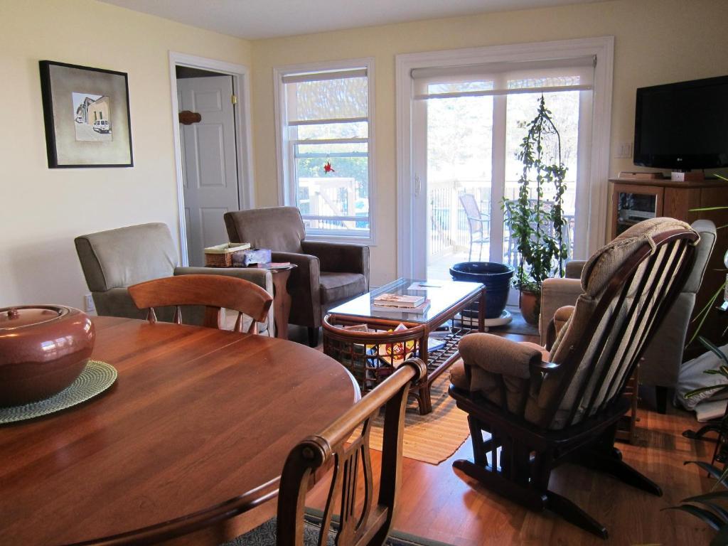 Twin Pines Bed And Breakfast Peterborough Exteriör bild