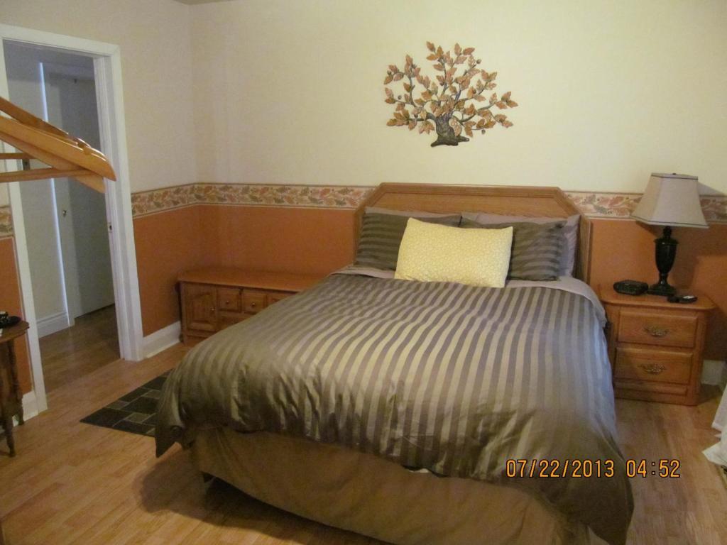 Twin Pines Bed And Breakfast Peterborough Rum bild